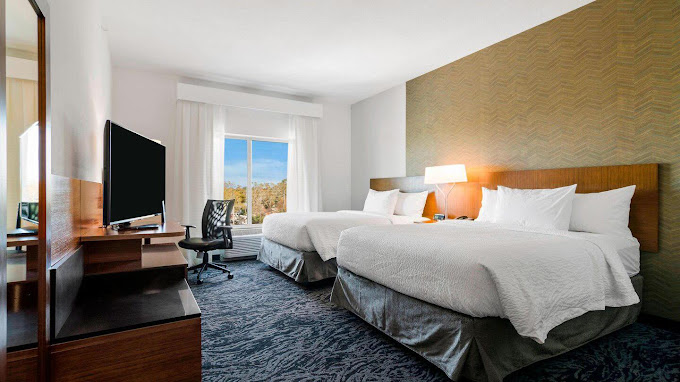 Fairfield Inn and Suites by Marriott St. Petersburg North