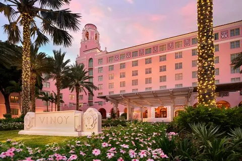 The Vinoy Resort & Gold Club