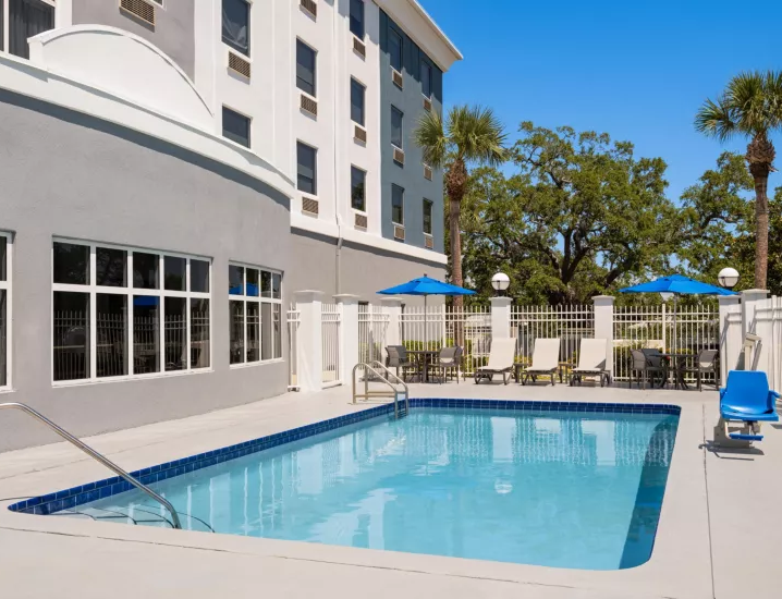 Holiday Inn Express & Suites St. Petersburg
