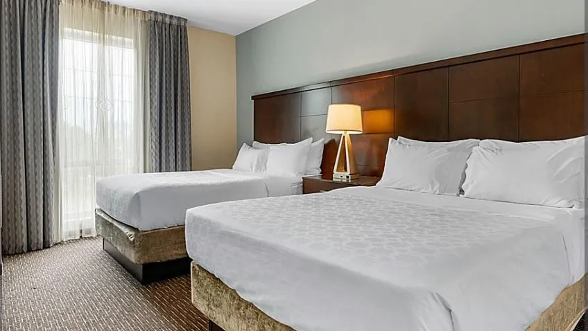 Staybridge Suites St. Petersburg Downtown
