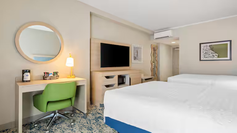 Hampton Inn & Suites Downtown St. Petersburg