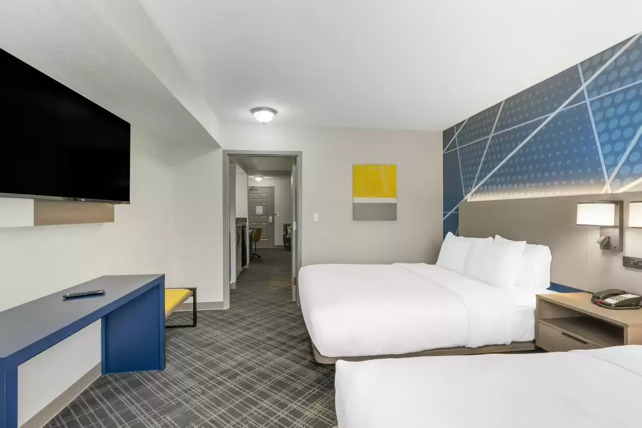 Comfort Inn & Suites Hampton